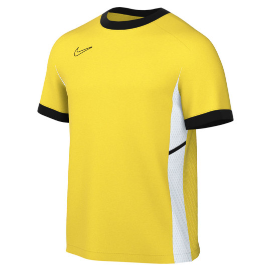 yellow nike training top