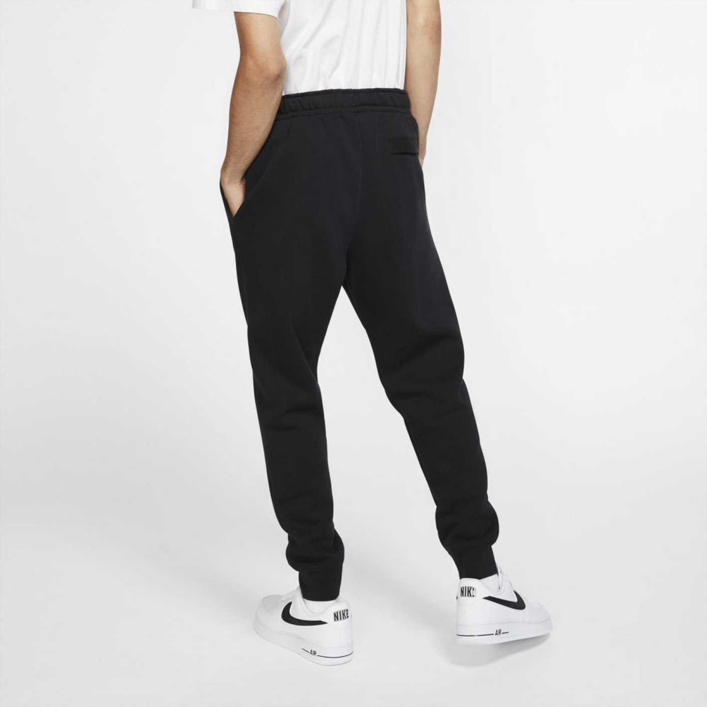 Nike club black joggers 2025