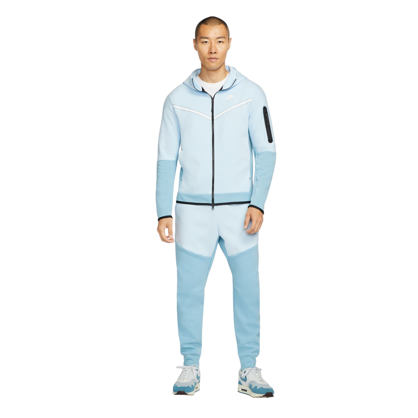 teugels zak Barry Nike Tracksuit Tech Fleece Light Blue Blue - KNVBshop.nl