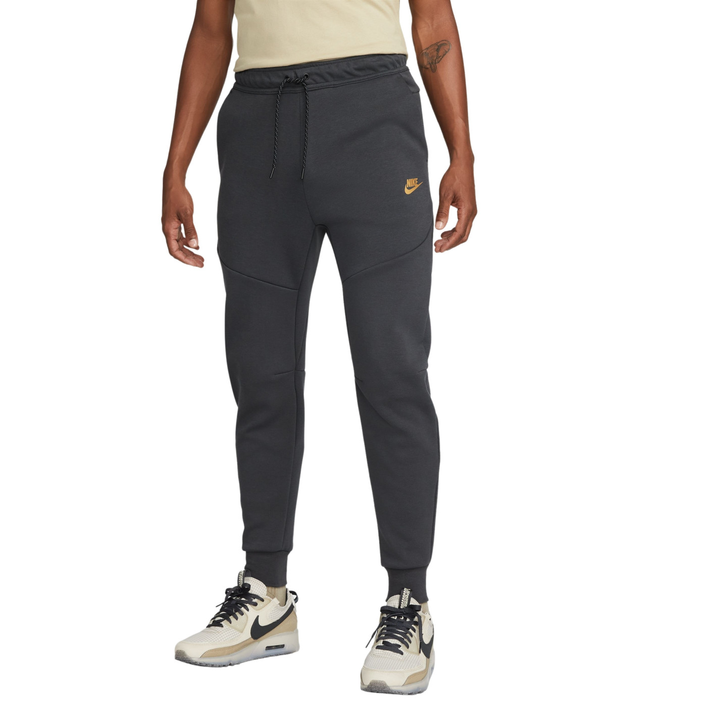 Nike Jogger Tech Fleece Dark Grey Gold