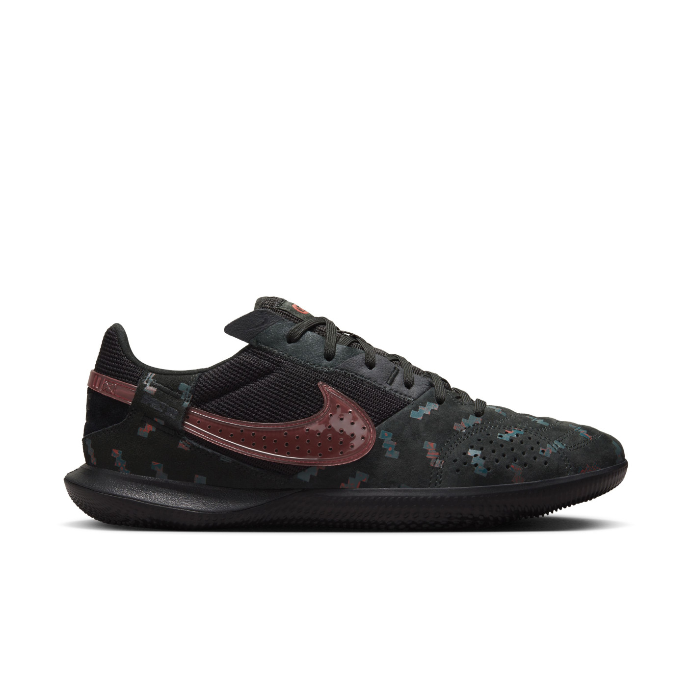 Nike boots deals black
