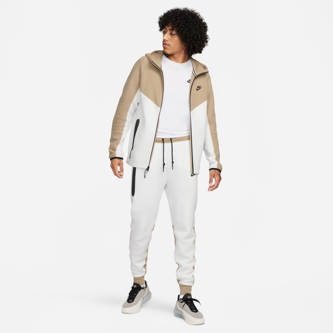 Nike Tech Fleece Sweatpants Sportswear White Beige Black KNVBshop