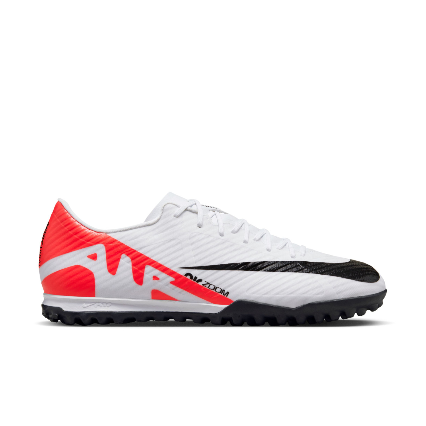 Best shoes for flag football on turf best sale