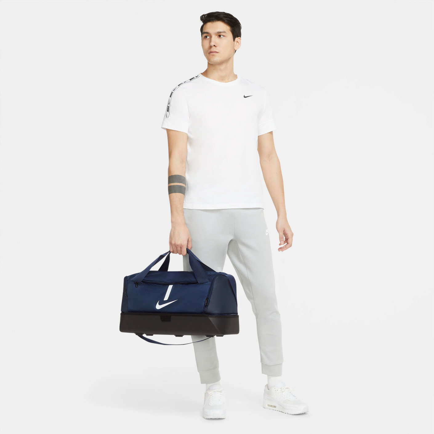 nike academy team duffel bag medium