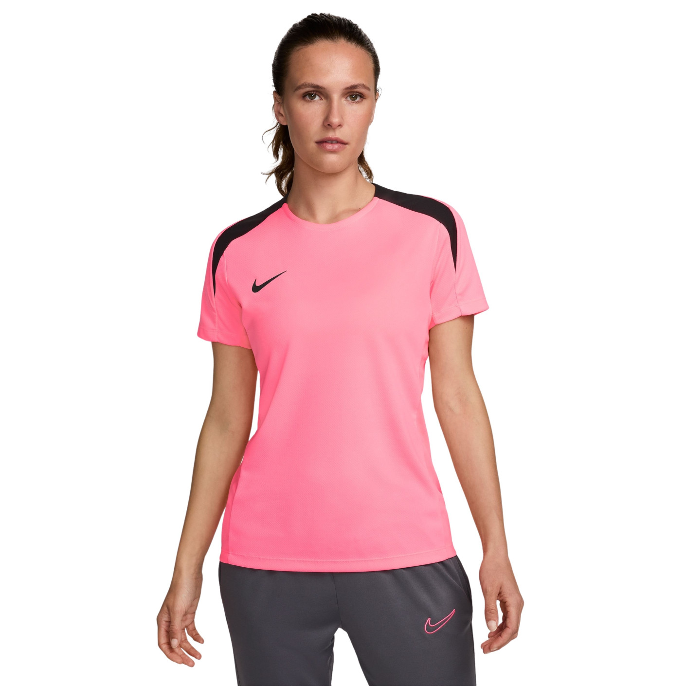 Nike Strike Women s Pink Training Shirt KNVBshop