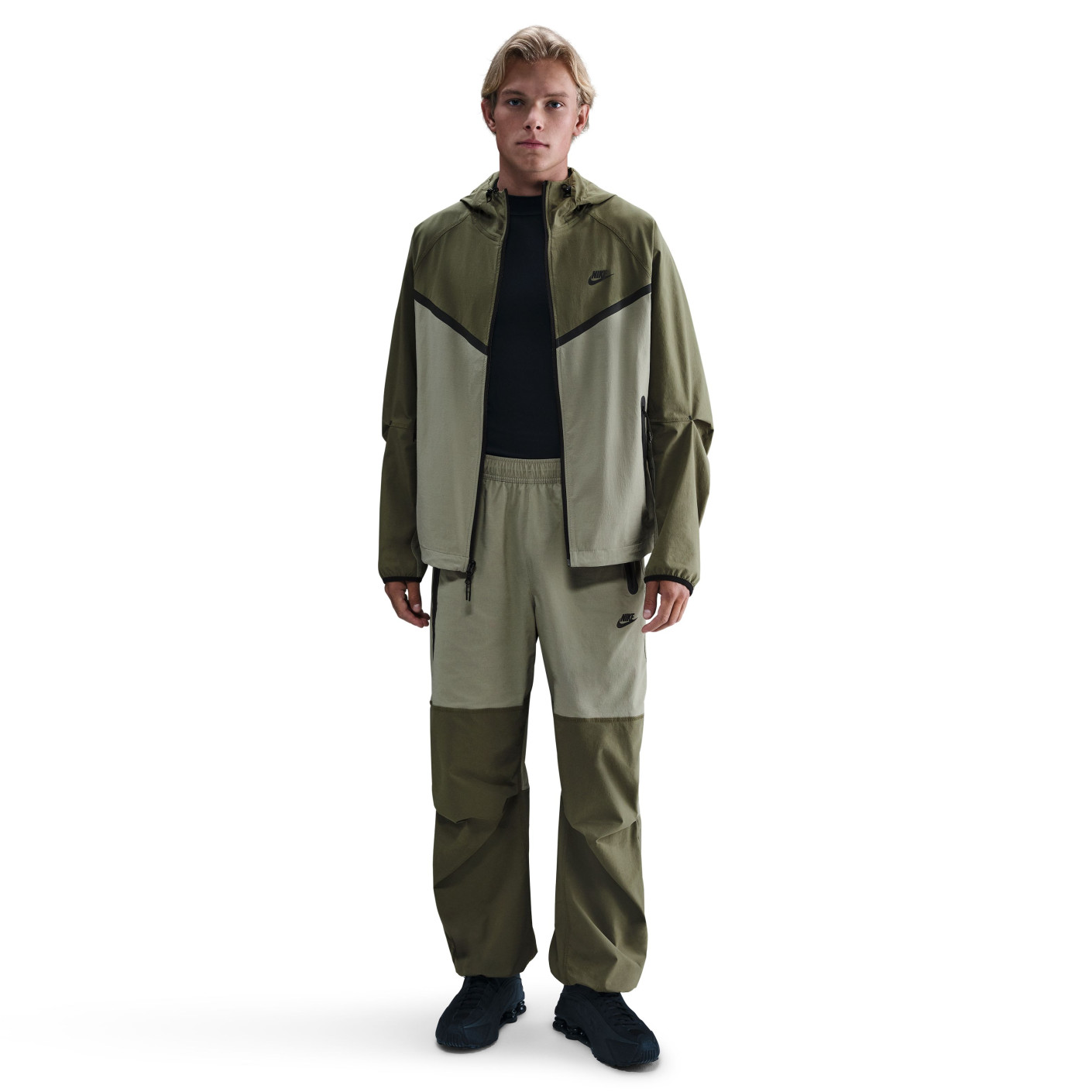 Nike Tech Sportswear Jack Windrunner Olive Green Black - KNVBshop.nl