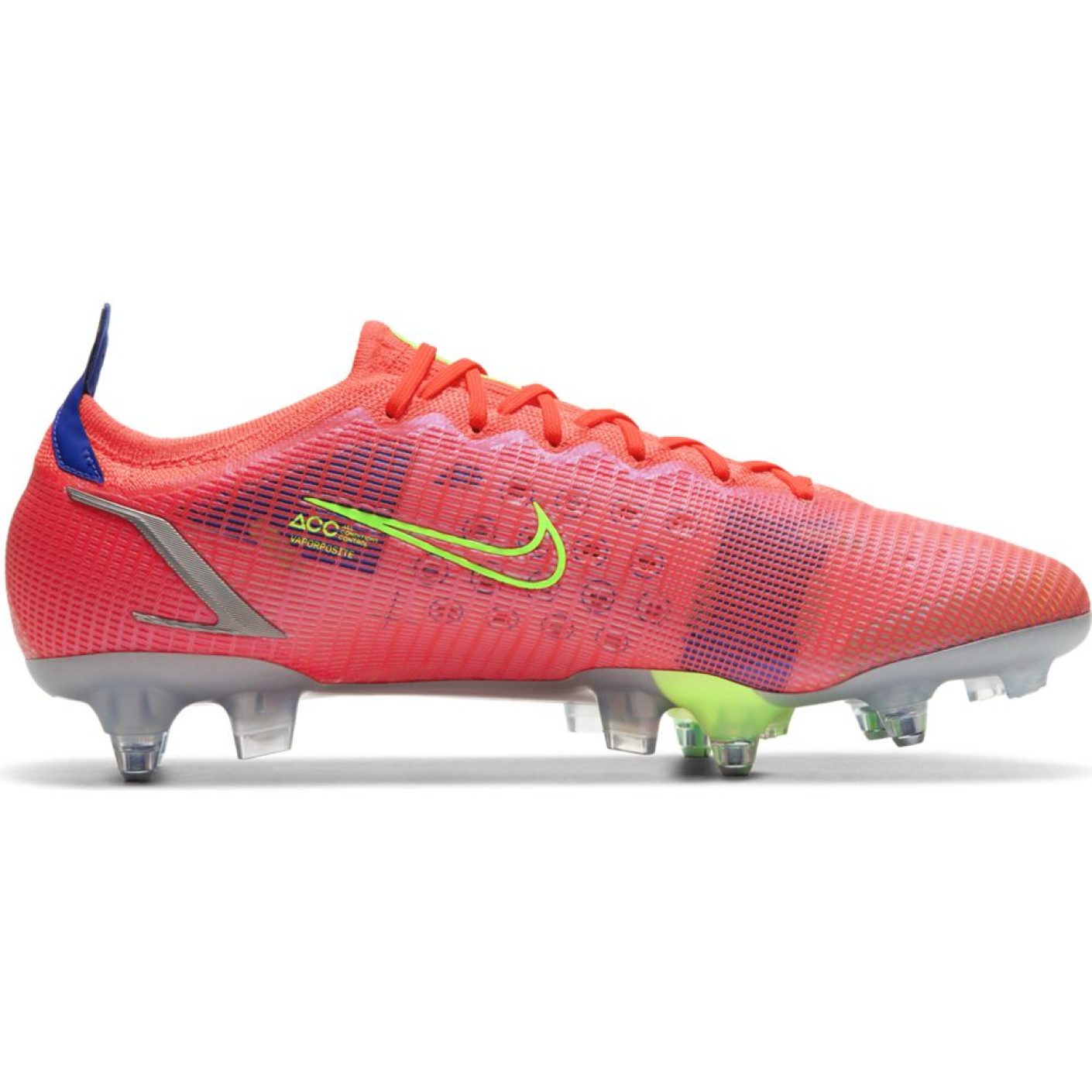 Nike football boots anti clog on sale