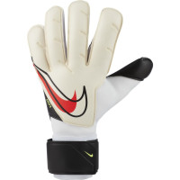 Nike grip goalkeeper gloves 2025