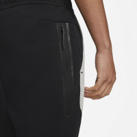 Nike Jogger Tech Fleece Zwart Grijs