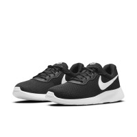 Nike Tanjun Sneakers Zwart Wit Zwart