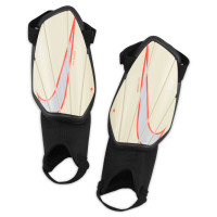 Nike Guard Charge Scheenbeschermers Wit Rood