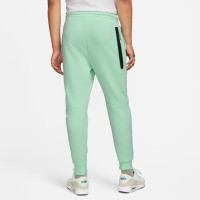 Nike Jogger Tech Fleece Lichtgroen