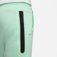 Nike Jogger Tech Fleece Lichtgroen