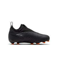 Nike Phantom GX Academy Dynamic Fit Gras / Kunstgras Voetbalschoenen (MG) Kids Zwart Wit Donkergrijs