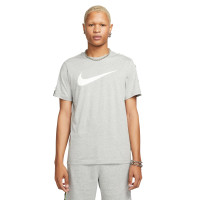 Nike Sportswear Repeat T-Shirt Grijs Wit Zwart