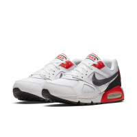 Nike Air Max Ivo Sneakers Wit Rood Zwart