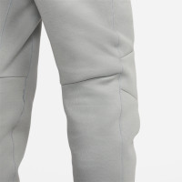 Nike Tech Fleece Joggingbroek Sportswear Groengrijs Zwart