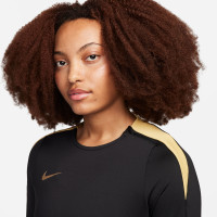 Nike Strike Training sweater Crew Women Black Gold