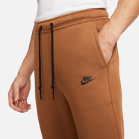 Nike Tech Fleece Joggingbroek Sportswear Bruin Zwart