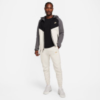 Nike Tech Fleece Joggingbroek Sportswear Wit Zwart Goud