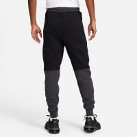 Nike Tech Fleece Joggingbroek Sportswear Zwart Grijs Felrood