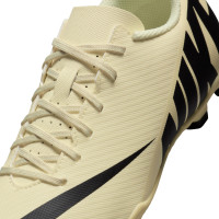Nike Mercurial Vapor 15 Club Grass/Artificial Grass Football Shoes (MG) Kids Yellow Black