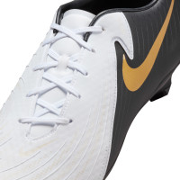 Nike Phantom GX II Academy Mad Ready Gras / Kunstgras Voetbalschoenen (MG) Zwart Gebroken Wit Goud