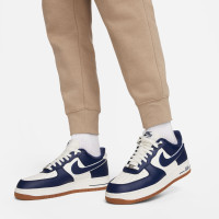 Nike Sportswear Club Jogger Fleece Beige Wit