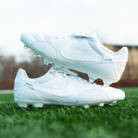 Nike Premier III Gras Football Shoes (FG) White