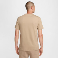 Nike Club Sportswear T-Shirt Bruin Wit