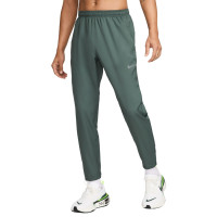 Nike Challenger Training pants Woven Green Black Silver