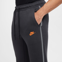 Nike Tech Fleece Trainingspak Sportswear Donkergrijs Blauwgrijs Oranje