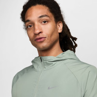 Nike Miler Repel Jack Lichtgroen