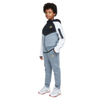 Nike Tech Fleece Trainingspak Sportswear Kids Grijsblauw Zwart Wit Lichtgeel