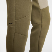 Nike Tech Fleece Joggingbroek Sportswear Olijfgroen Grijs Zwart