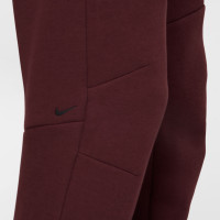 Nike Tech Fleece Sportswear Joggingbroek Bordeauxrood Zwart
