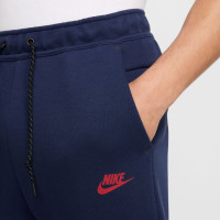 Nike Tech Fleece Trainingspak Sportswear Donkerblauw Beige Rood