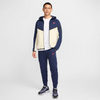 Nike Tech Fleece Sportswear Vest Dark Blue Beige Red