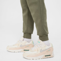 Nike Sportswear Fleece Club Crew Trainingspak Kids Olijfgroen Wit