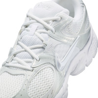 Nike RNR V5 Sneakers Wit