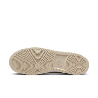 Nike Court Vision Sneakers Low Lichtbruin Wit