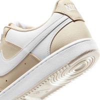 Nike Court Vision Sneakers Low Lichtbruin Wit