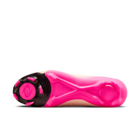 Nike Phantom Luna Academy II Grass/Artificial Grass Football Boots (MG) Salmon Pink Hot Pink Black