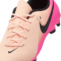 Nike Phantom GX Club II Gras / Kunstgras Voetbalschoenen (MG) Kids Zalmroze Felroze Zwart