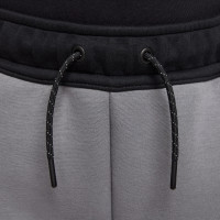 Nike Tech Fleece Sportswear Sweat Pants Kids Black Grey White