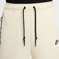 Nike Tech Fleece Sportswear Short Off White Black