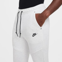 Nike Tech Fleece Sportswear Joggingbroek Wit Zwart