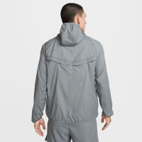 Nike Stride Repel Full-Zip Trainingspak Woven Grijs Zilver