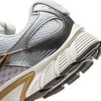Nike RNR V5 Sneakers White Grey Beige