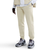 Nike Club Fleece Sportswear Joggingbroek Lichtbeige Wit